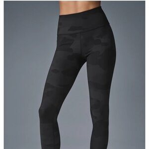 ALO Black Camouflage Leggings